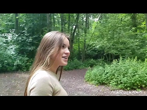 ❤️ Ech hunn dem Evelina virgeschloen datt mir op enger ëffentlecher Plaz fécken! Si sot jo. Dunn hunn ech hatt an den Arsch gefickt an an hirem Mond kum. Dunn huet si sech selwer gepisst. ❤ Pornovideo op Porno lb.nicepornphotos.ru ❌❤